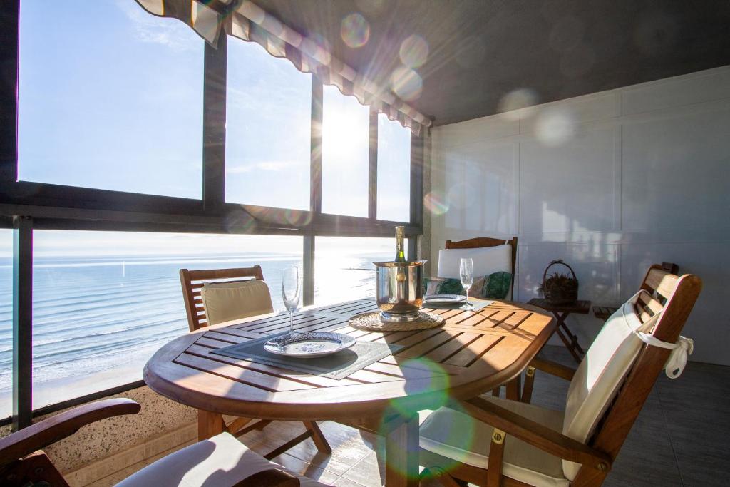 ESPACIO 16 - Primera LINEA PLAYA, Cullera – Updated 2023 Prices