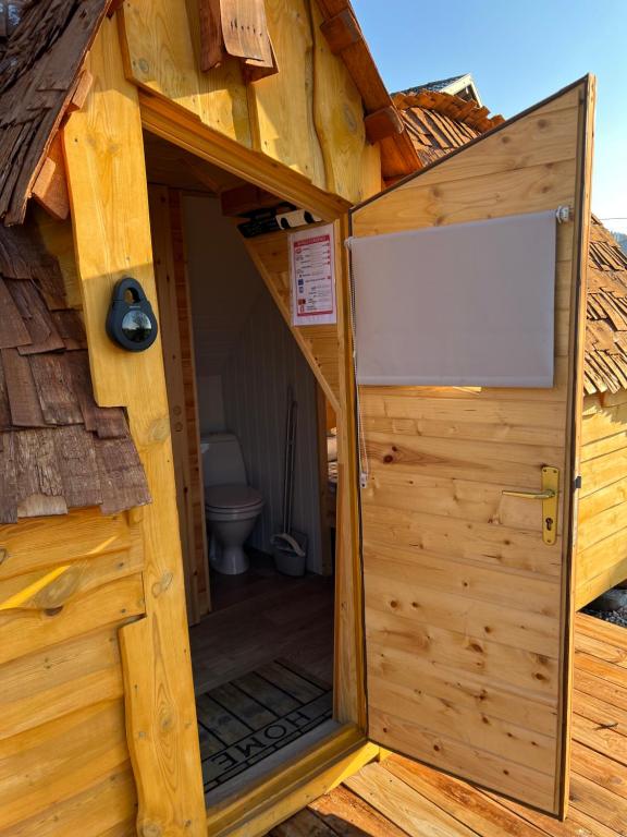 Fotografie z fotogalerie ubytování Loray des Bois - Cabane - Tipi - Cottage v destinaci Loray