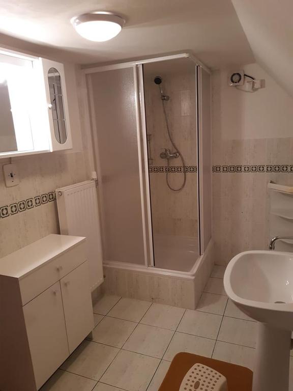 A bathroom at Chata Klaudia