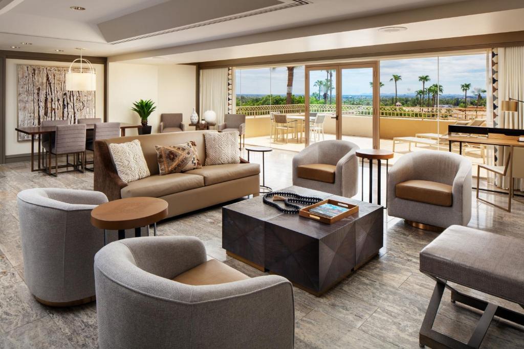 The Phoenician, a Luxury Collection Resort, Scottsdale photo