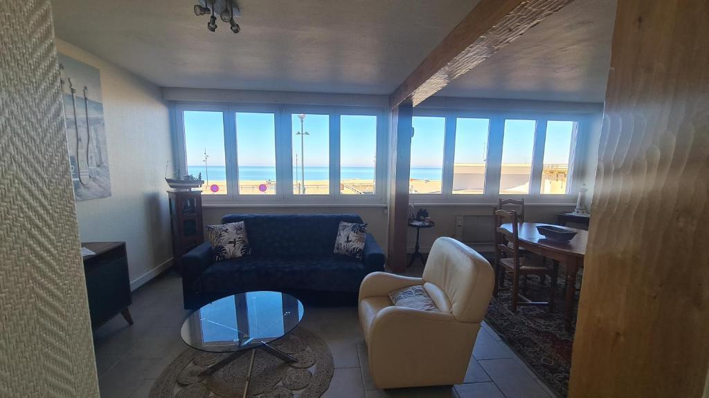 residence du bord de mer 9 appartements face a la mer - Apartamento Con Vista Al Mar