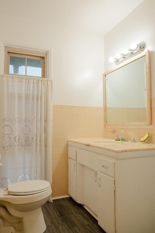 Sherwood Arms Motel - Cuarto King