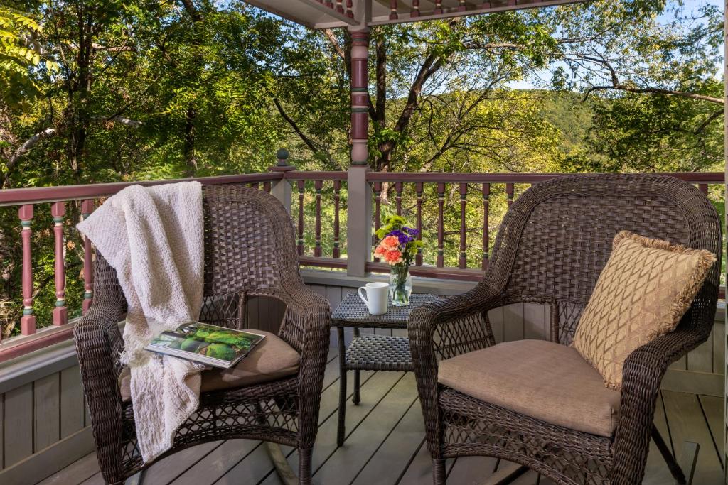 Angel at Rose Hall - King Suite Con Balcón