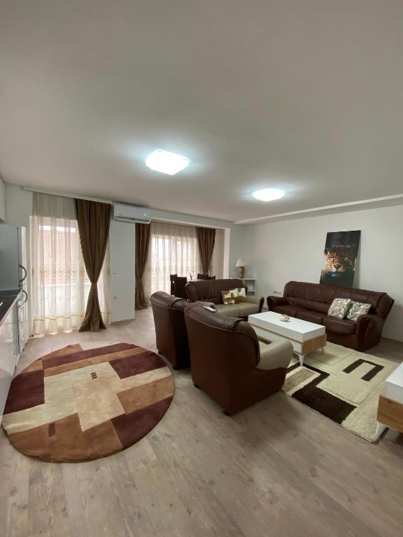 White Apartments 1, Kosovo Polje (updated prices 2024)