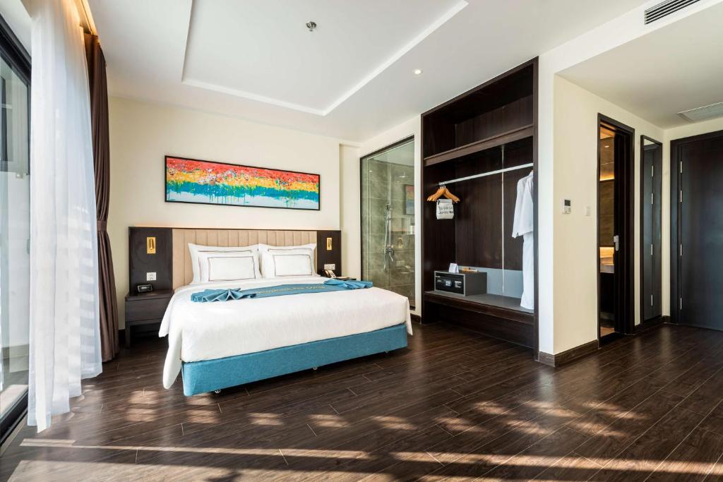 Best Western Premier Sapphire Ha Long - 总理国王床，非吸烟湾景观