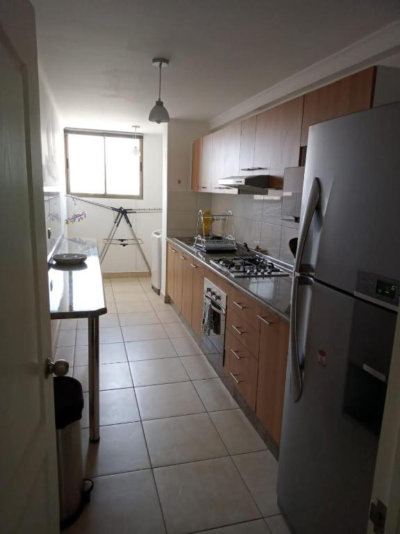 Amoblados MyK Portal Heroes, Mall Plaza - Apartamento De Tres Habitaciones
