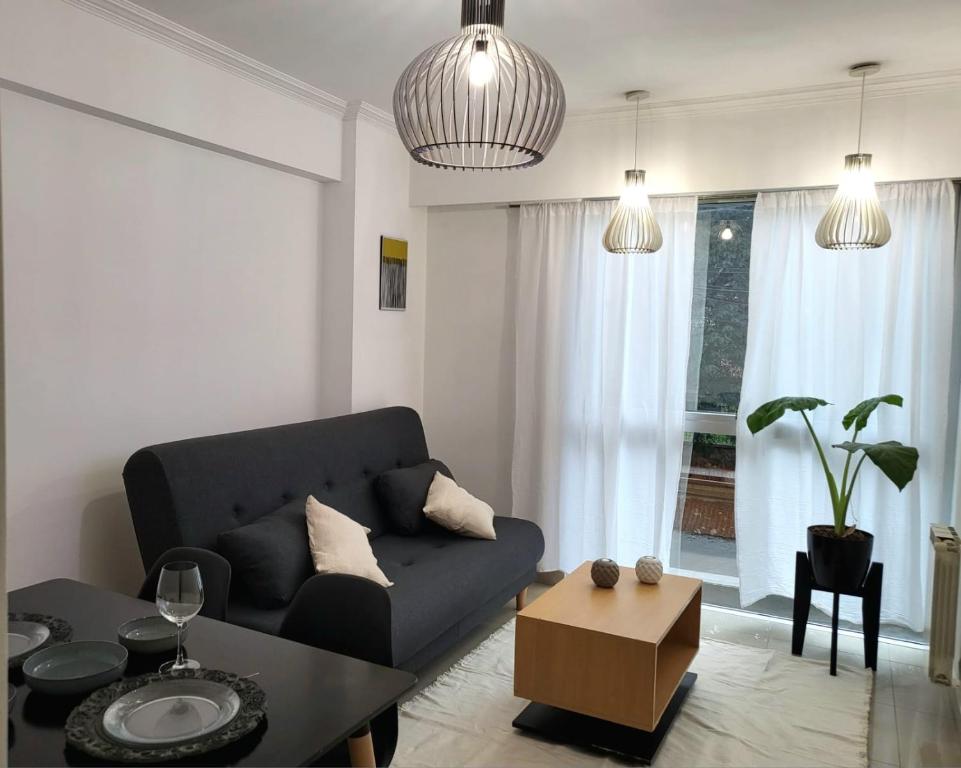 deanfunes home - Housity