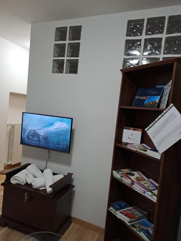 Televízia a/alebo spoločenská miestnosť v ubytovaní Casa M&M: Campobasso