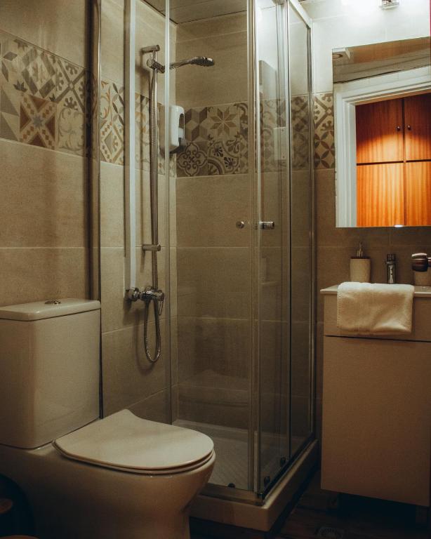 Koupelna v ubytování Kallithea INN