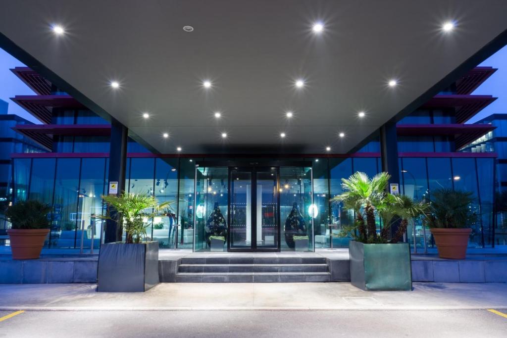 Fasada ili ulaz u objekat Best Western Plus Net Tower Hotel Padova