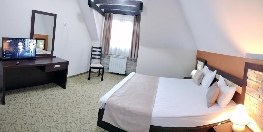 Hotel Bucegi - Resim 12