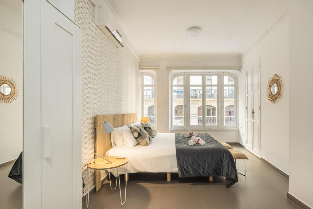 Macflats Ayuntamiento, Valencia – Updated 2023 Prices