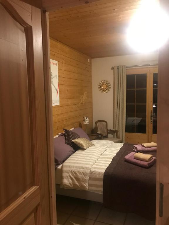 Postel nebo postele na pokoji v ubytování Chalet Esprit