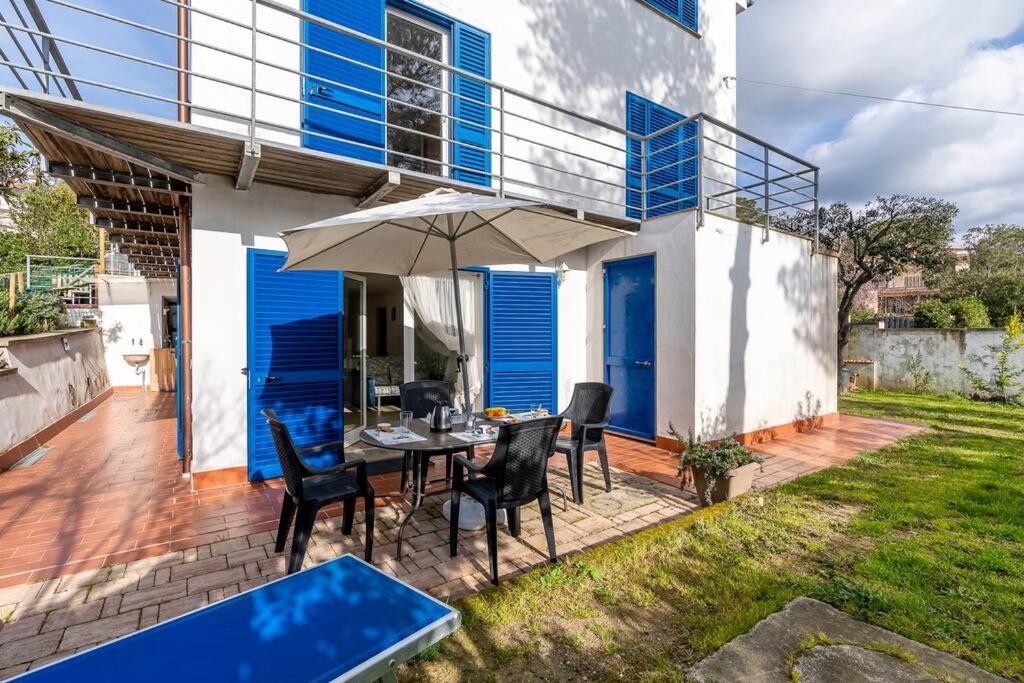 Patio nebo venkovní prostory v ubytování Rosemary’s Home