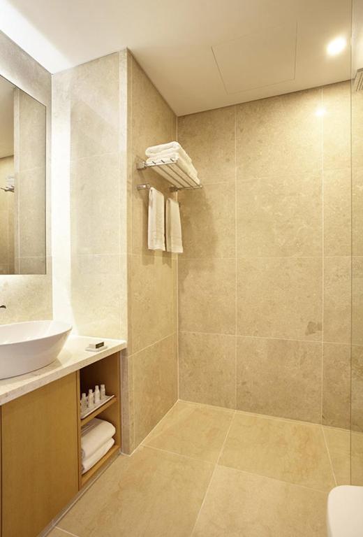 Koupelna v ubytování Eldis Regent Hotel