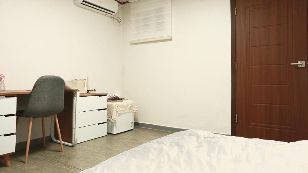 Cama ou camas em um quarto em White Story