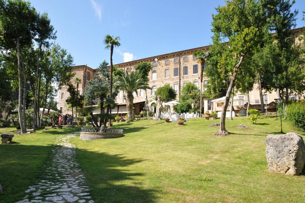 Zahrada ubytování Hotel Il Cavalier D'Arpino