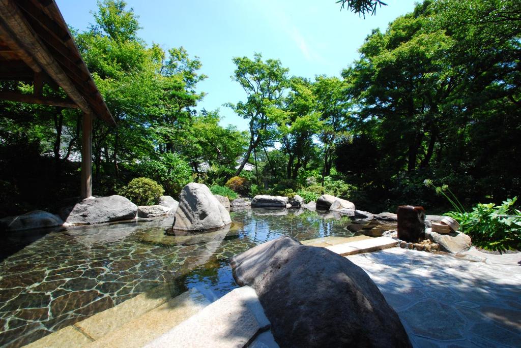 Zahrada ubytování Yoshiike Ryokan