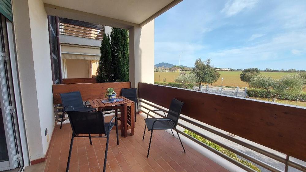 APPARTAMENTO SANTA COSTANZA CON PISCINA - Housity
