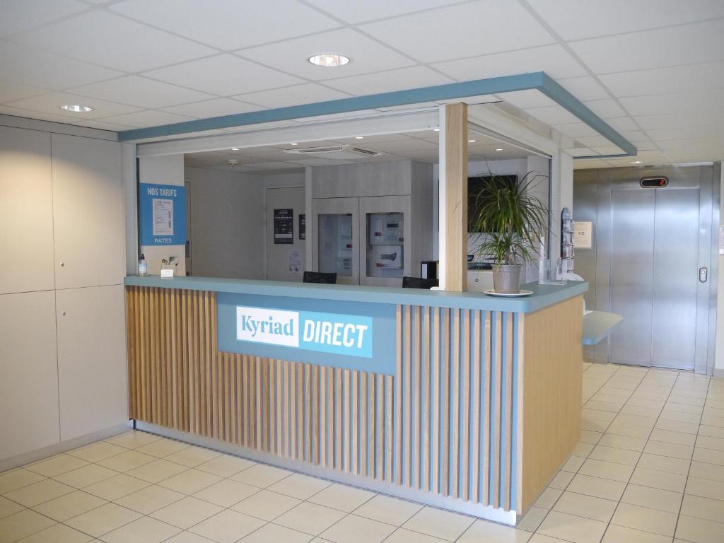 El lobby o recepción de Kyriad Direct Mont De Marsan - St Avit