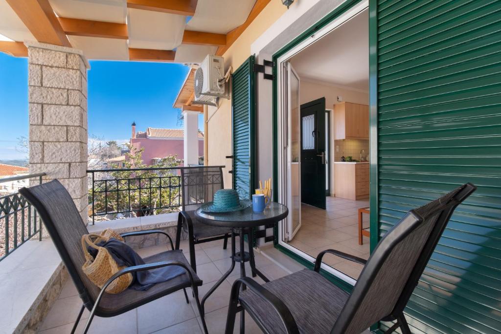 A balcony or terrace at Villa Votistis A1