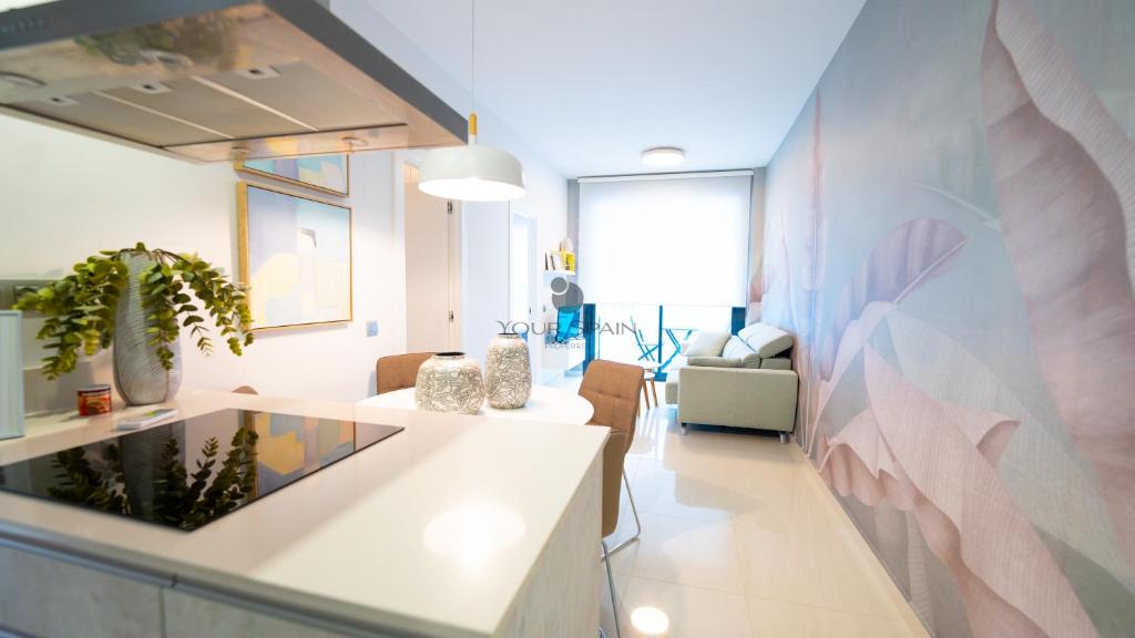 https://cf.bstatic.com/xdata/images/hotel/max1024x768/427351331.jpg?k=bf5ac9772c30c7a1d0a430febfe164e41bf281626b77fb66466e335467132501&o=&hp=1