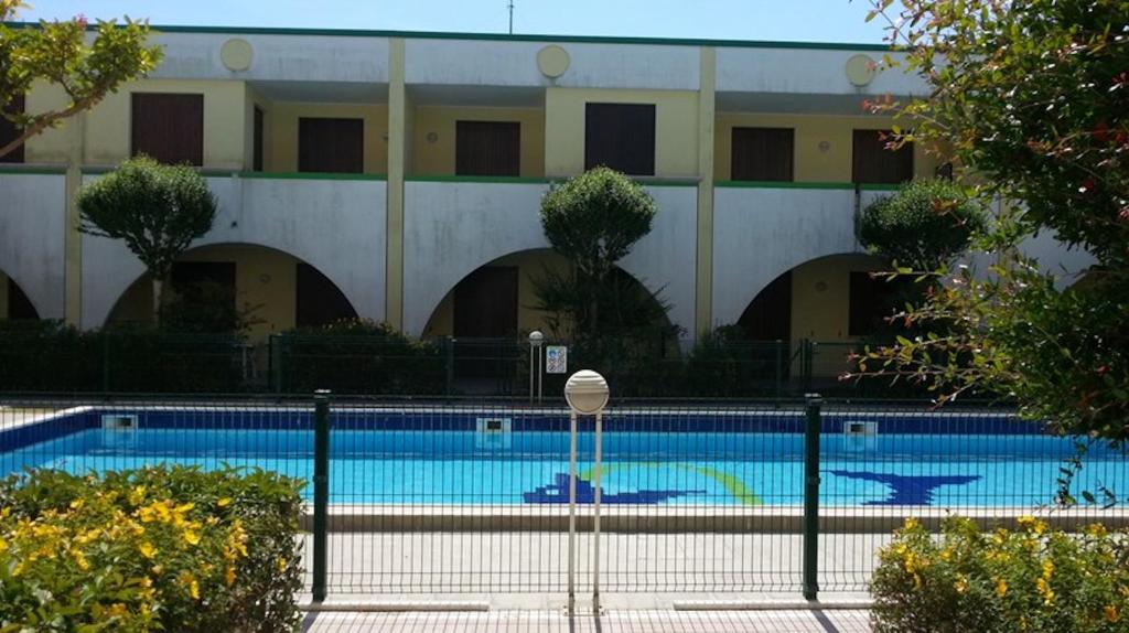 The swimming pool at or close to Spacious flat perfect for enjoy your vacations