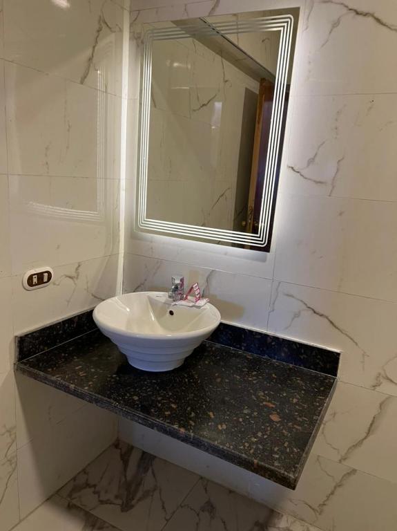 Regency Hotel Alexandria - Suite With Sea View