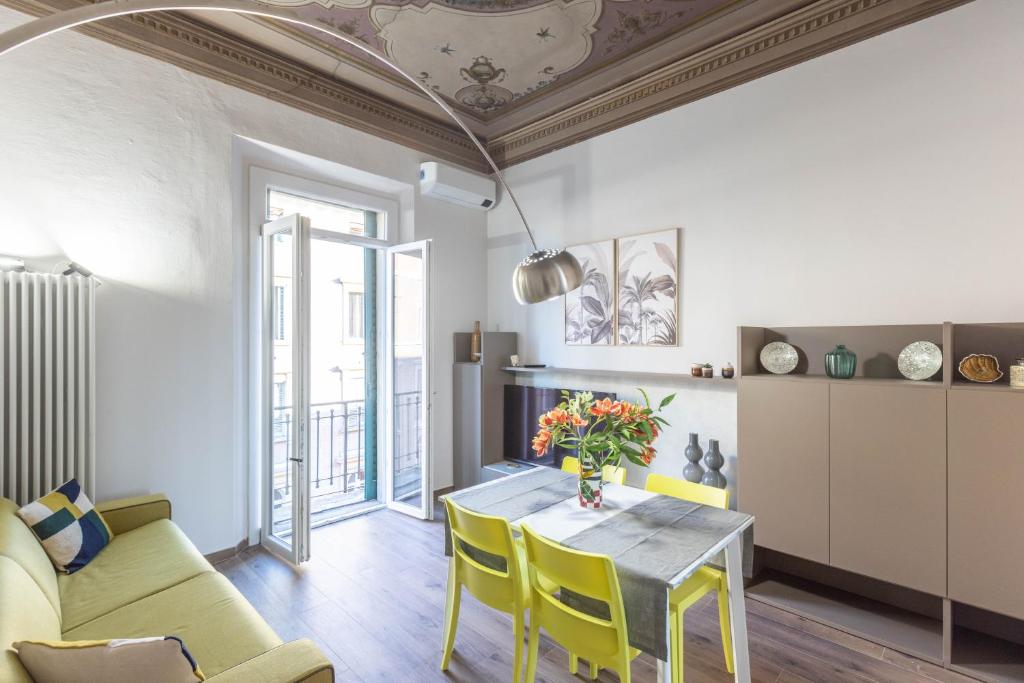 Zona de estar de Indipendenza, Bologna by Short Holidays