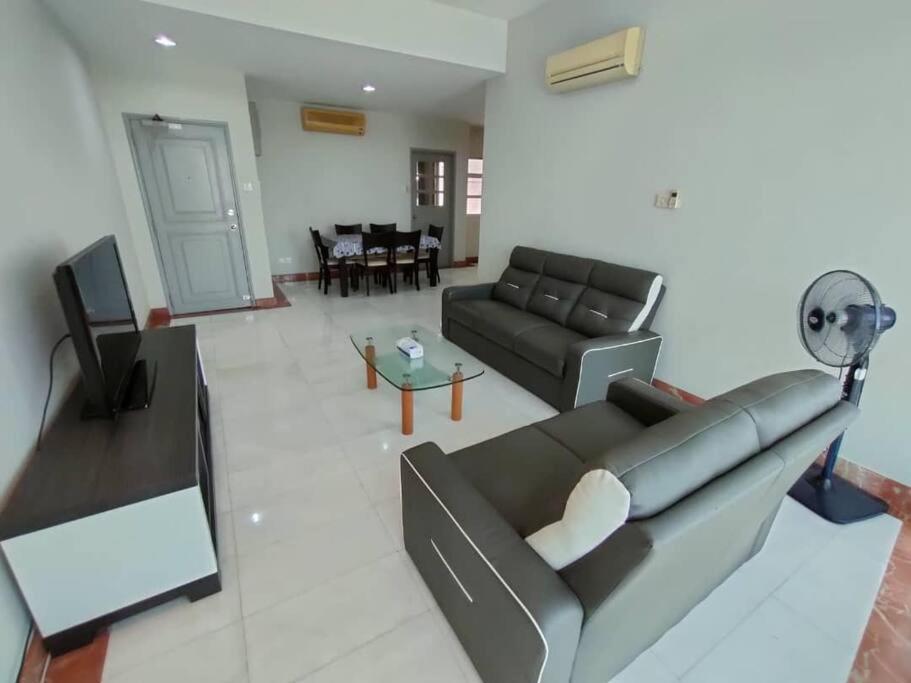 Kuching City 3Bedrooms Apartment, Kuching (updated prices 2024)