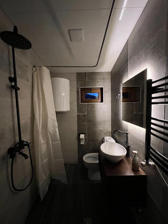 Koupelna v ubytování Hotel Eden