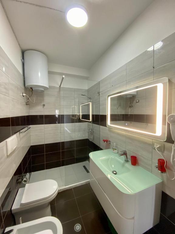 Amazing View! B & C New Apartment in Vlora - Imazhi 3