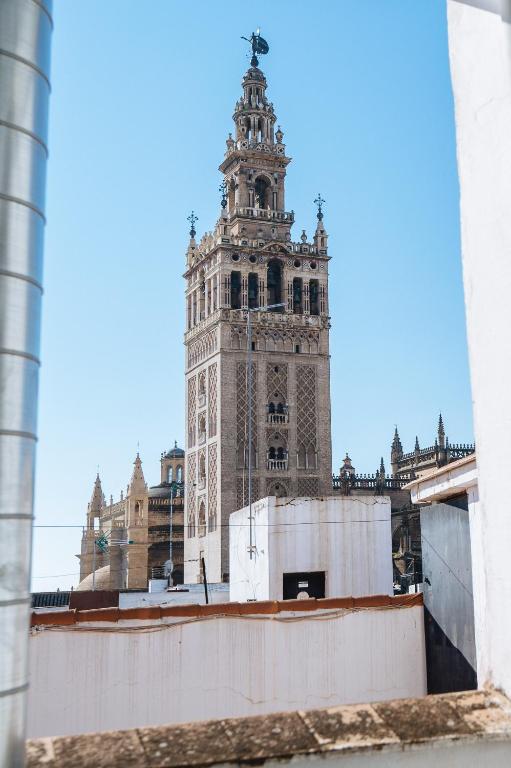 Ático lujo junto a la catedral. Giralda - Hizvo