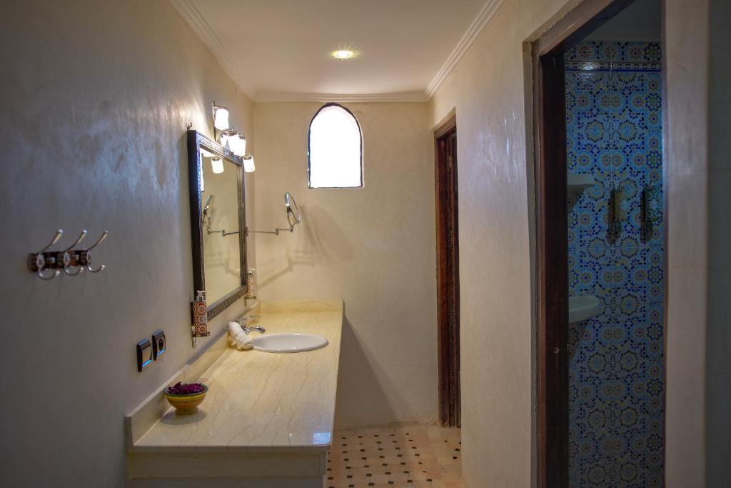 Koupelna v ubytování Riad Tama & spa