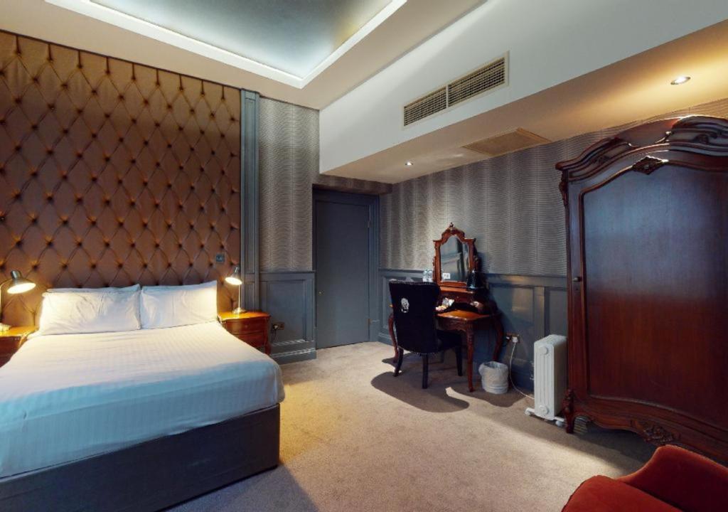 The Coal Exchange Hotel - 