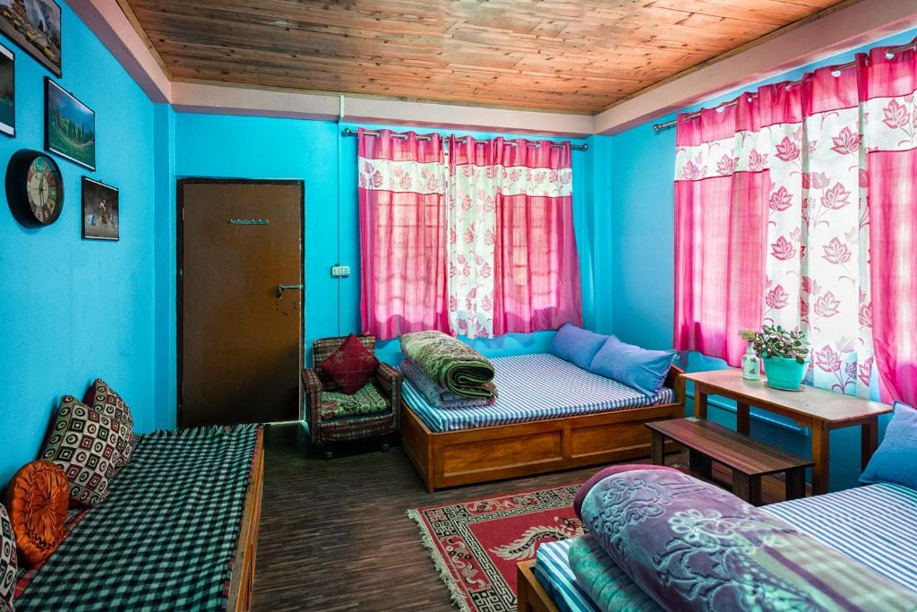 3 Sisters' Homestay - Tweepersoonskamer Met Eigen Badkamer