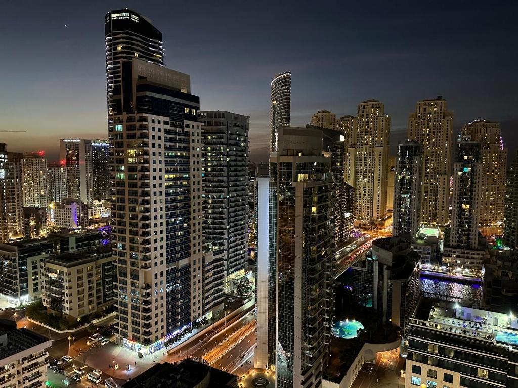 Nice 2 bedroom apartment-minimum 5 night