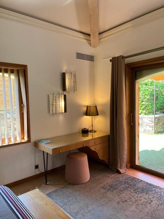 Postel nebo postele na pokoji v ubytování BASTIDE DE RAMATUELLE