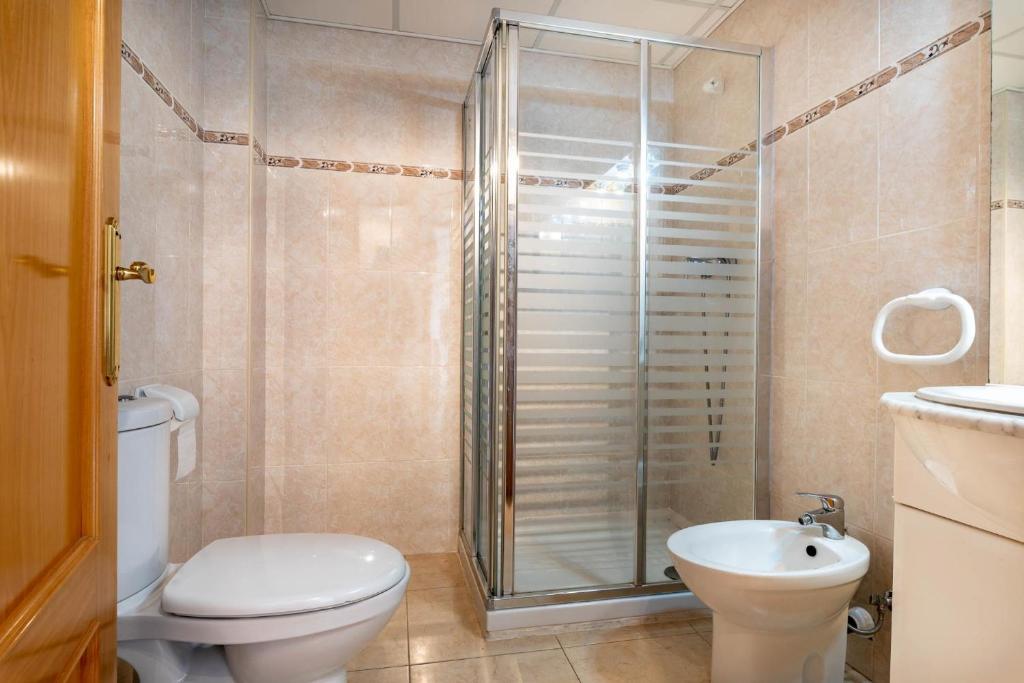 AT160 Rodes, Torredembarra – Precios actualizados 2023