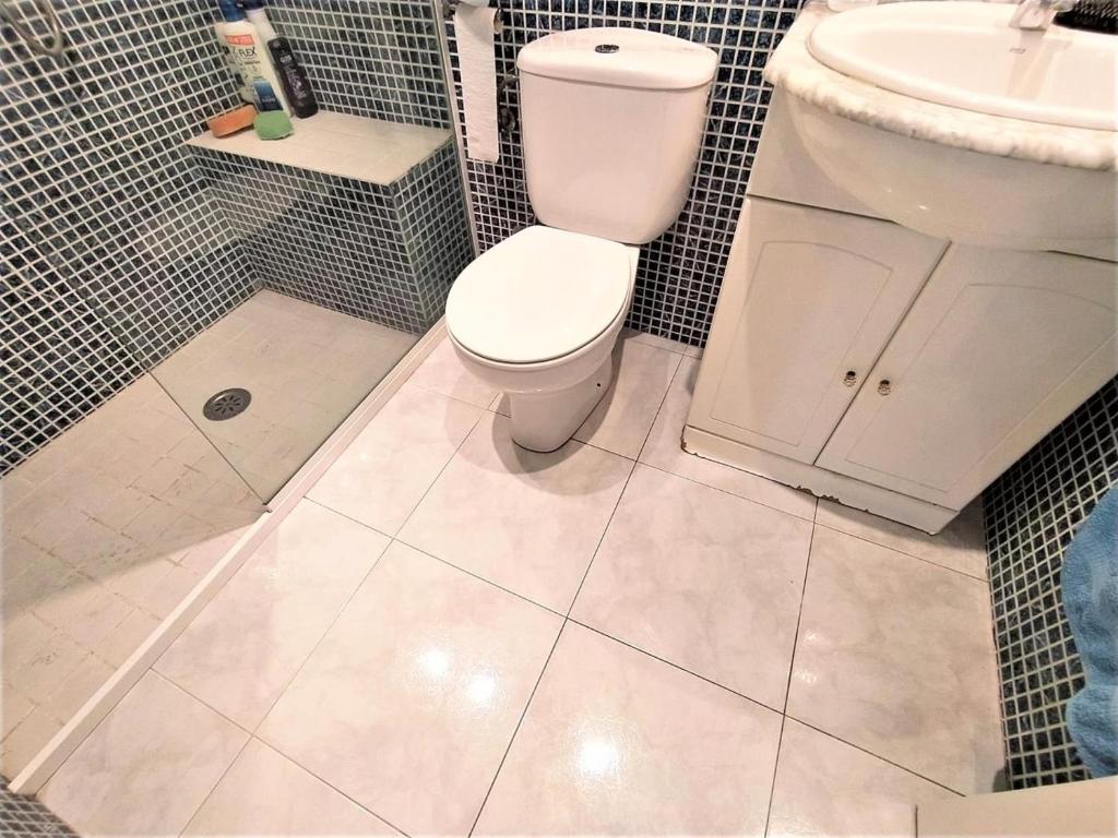 Kúpeľňa v ubytovaní Villa Service - Prat de Calafell