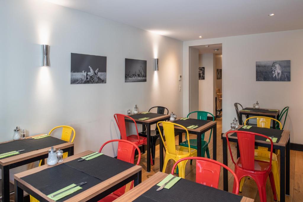 Fotografie z fotogalerie ubytování Hôtel Pax v Ženevě