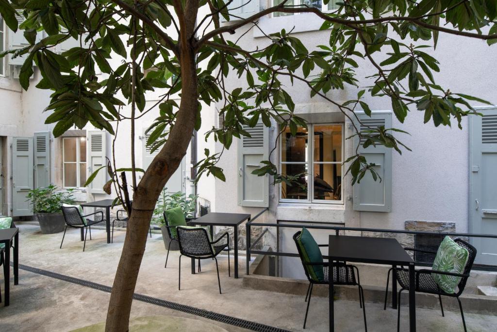 Restaurace v ubytování Hôtel Pax
