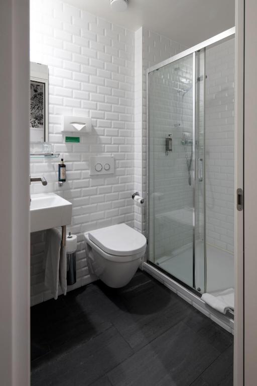 Koupelna v ubytování Hôtel Pax