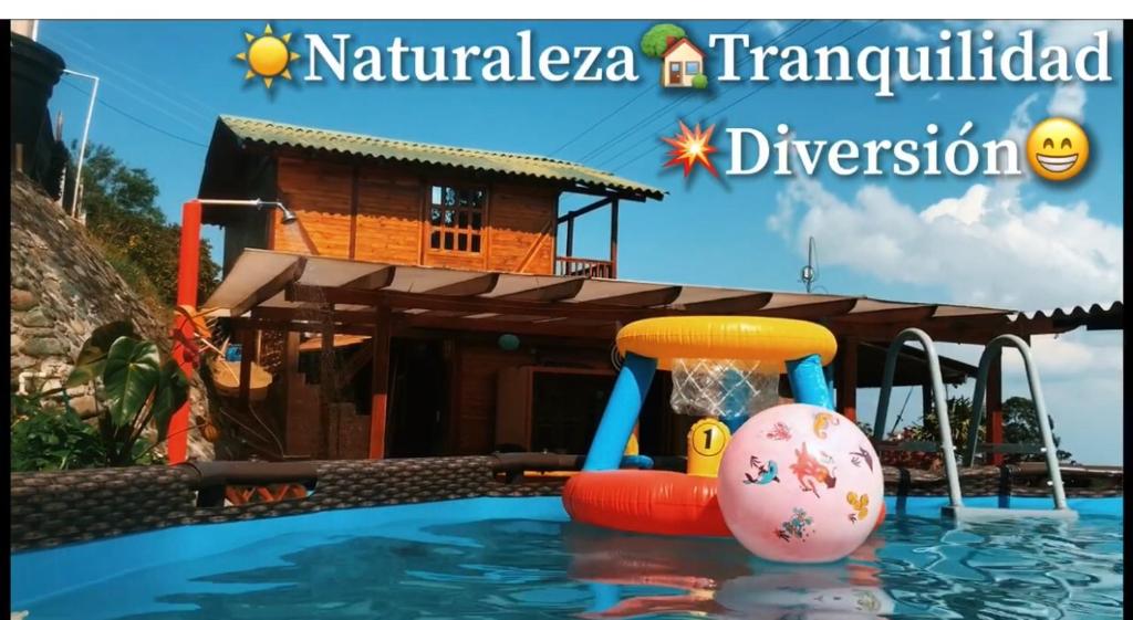 Hồ bơi trong/gần Glamping y Cabañas SPLENDOR VILLA EL EDEN