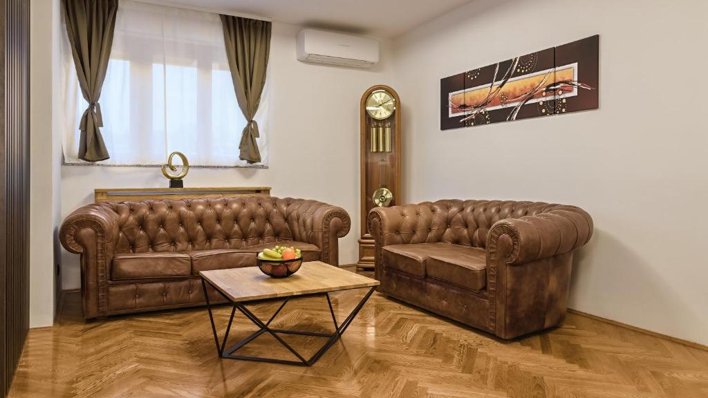 President Apartment with Sauna - 1