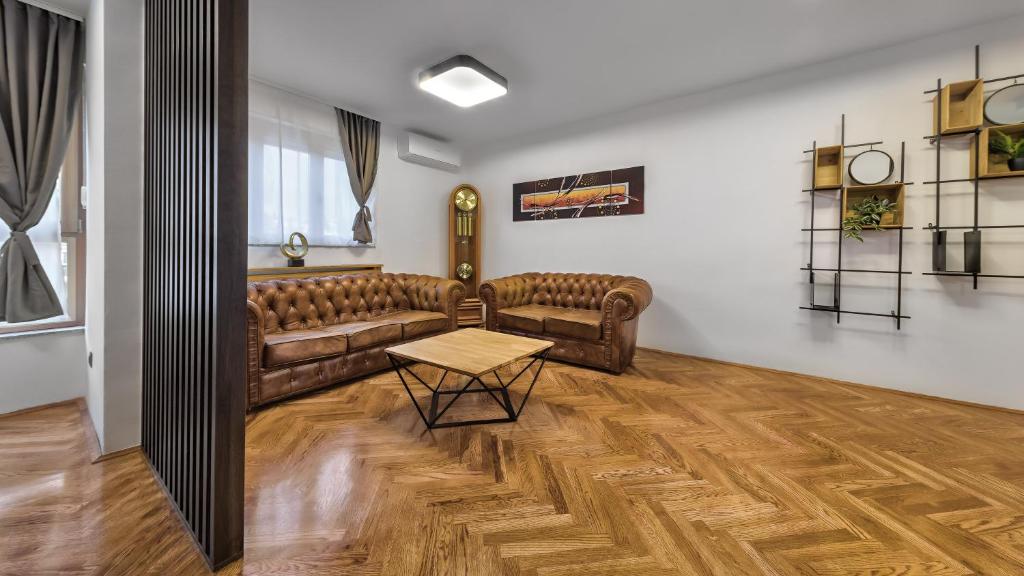 President Apartment with Sauna - 4