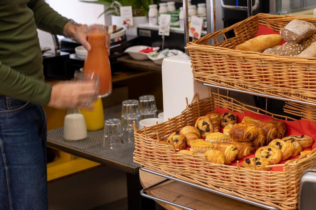 Hotel 66 Nice - Resim 25