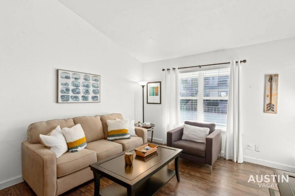 5 Minutes to Zilker Barton Springs with Parking, Austin (updated prices