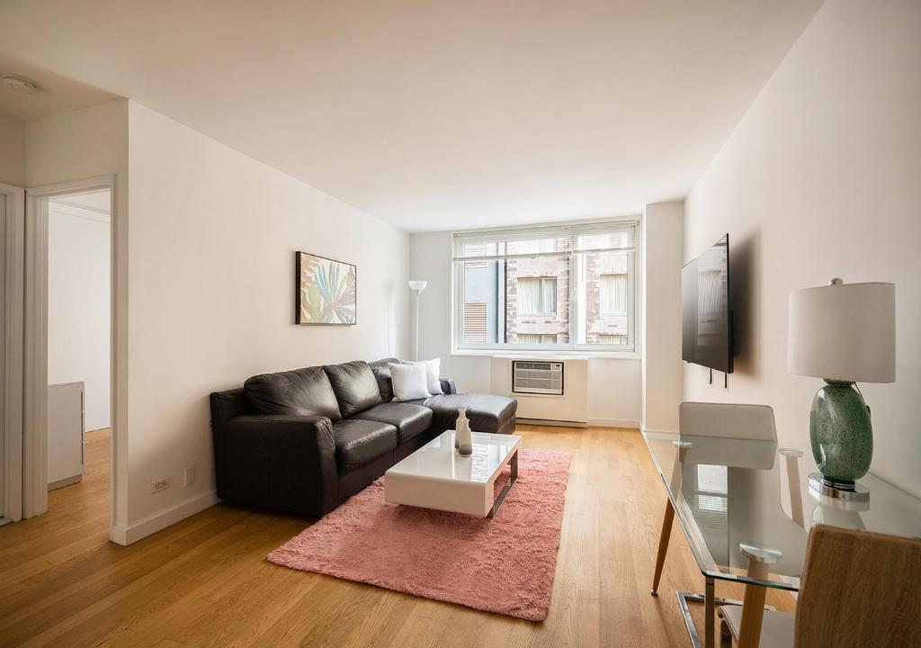 One Bedroom Apartment At Columbus Circle, New York (updated prices 2024)