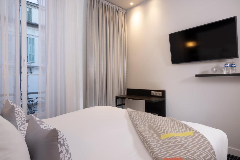 Hotel 66 Nice - Resim 36
